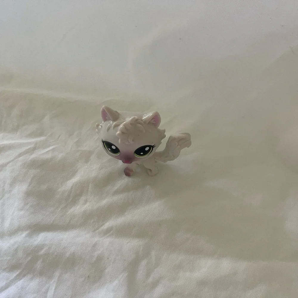LPS Cleo Curlycat Longhair Cat Generation 6 #2-81 Littlest Pet Shop